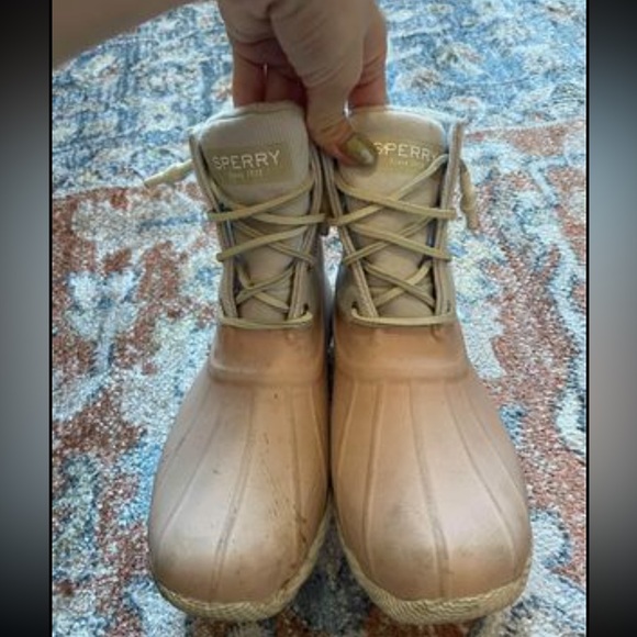 Sperry Cream and Pink Boots - Picture 5 of 5